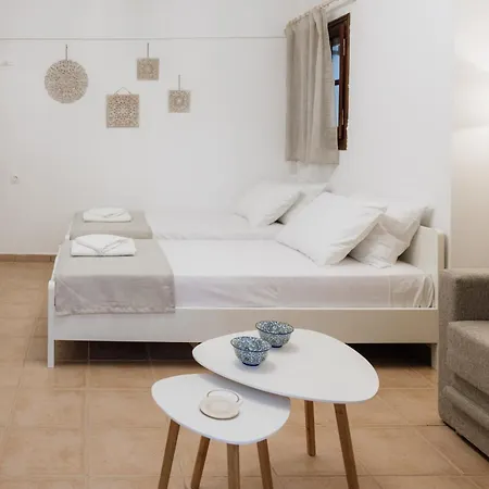 Pelion Mare Near The Sea *