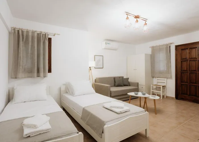 Pelion Mare Near The Sea Daire *