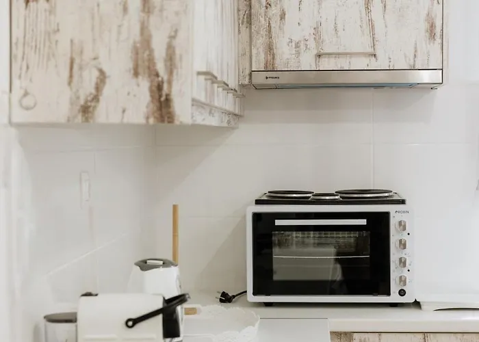 Pelion Mare Near The Sea Daire *